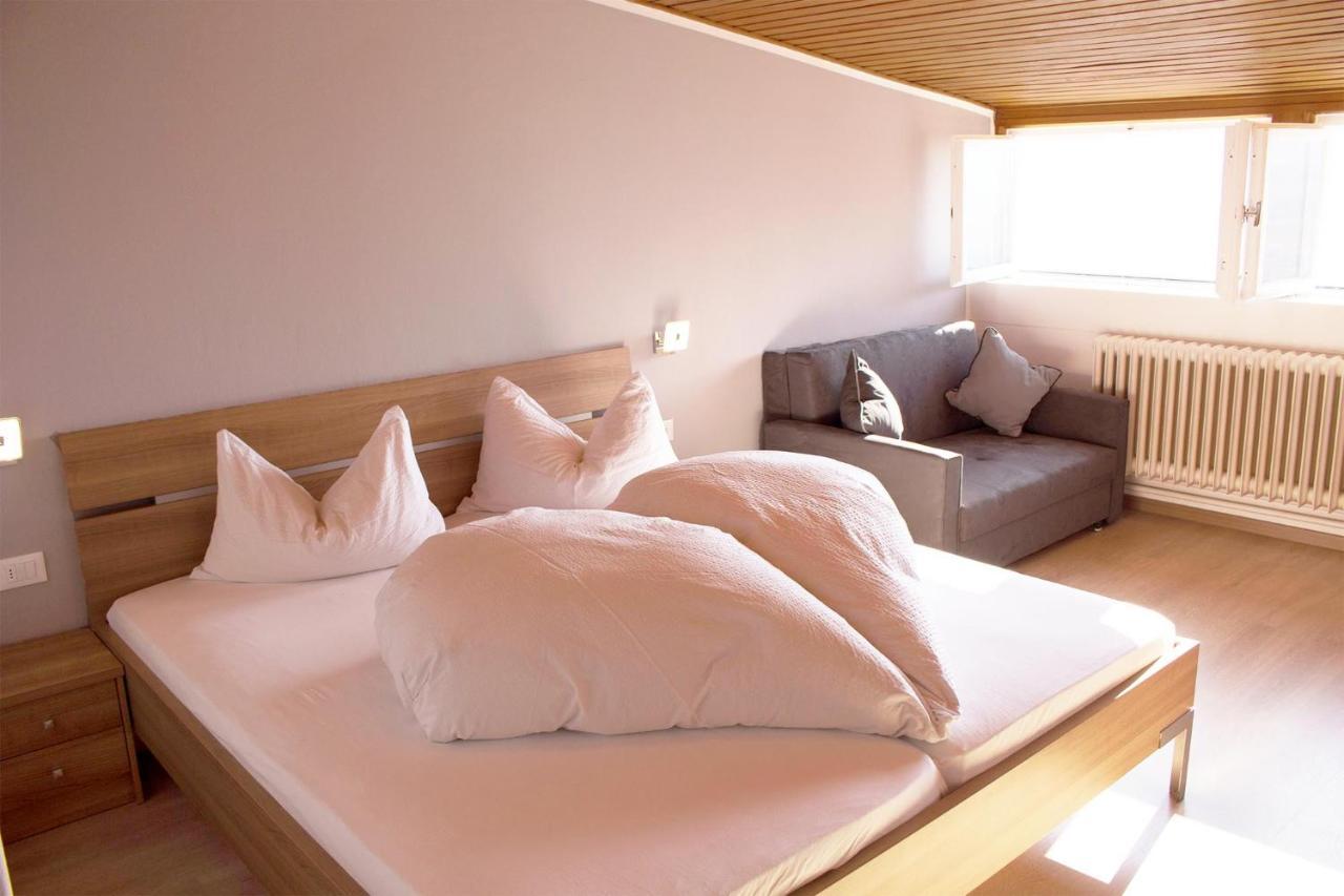 Schenna Garni Eden Bed & Breakfast Екстер'єр фото